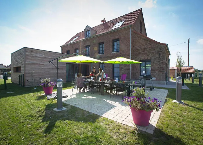 Au Clair De La Lys بيت للعطل Haverskerque